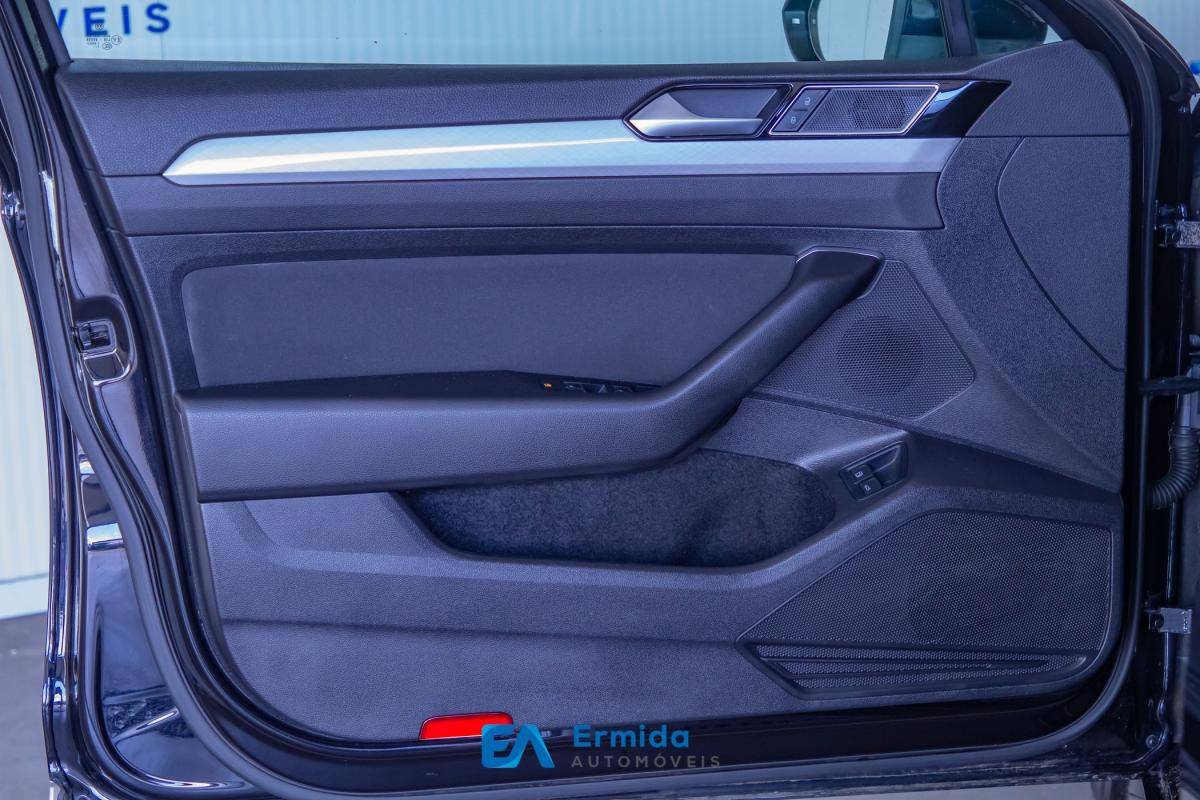 volkswagen-passat-variant-2020-hibrido-a-gasolina-1395cc