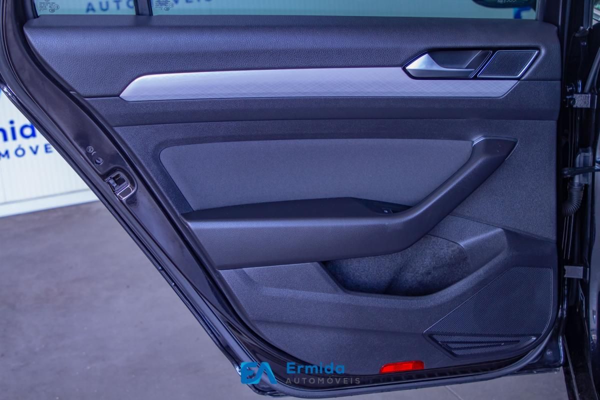 volkswagen-passat-variant-2020-hibrido-a-gasolina-1395cc