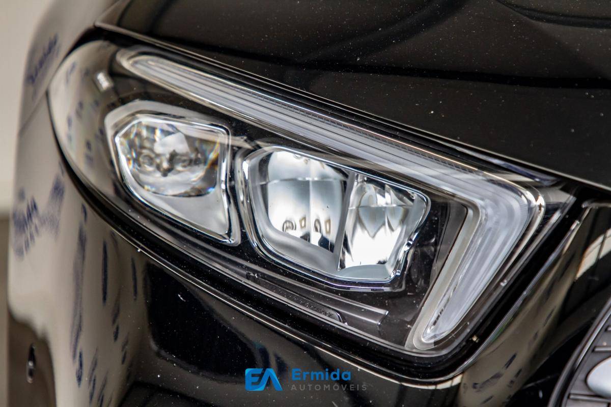 mercedes-benz-classe-a-2022-hibrido-a-gasolina-1332cc