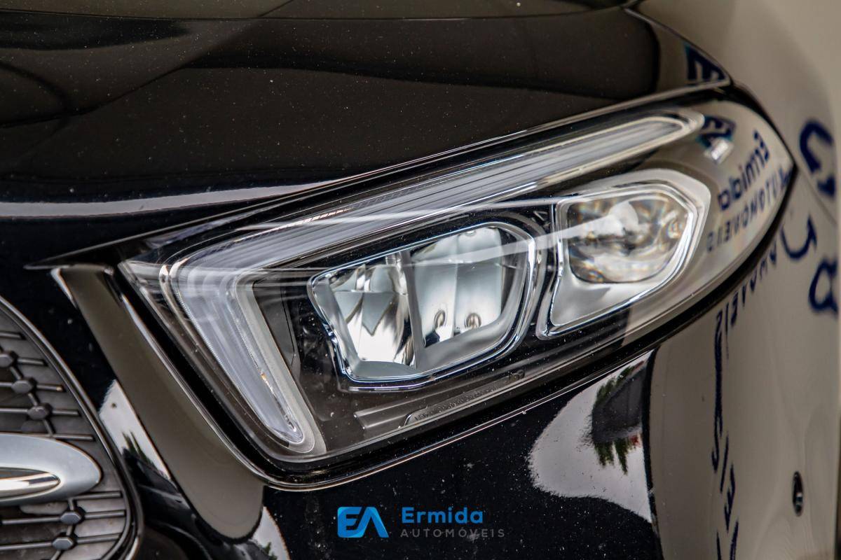 mercedes-benz-classe-a-2022-hibrido-a-gasolina-1332cc
