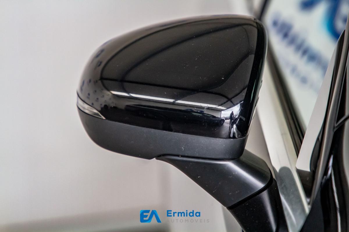 mercedes-benz-classe-a-2022-hibrido-a-gasolina-1332cc