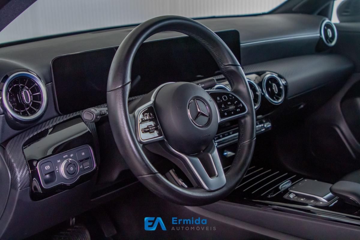 mercedes-benz-classe-a-2022-hibrido-a-gasolina-1332cc