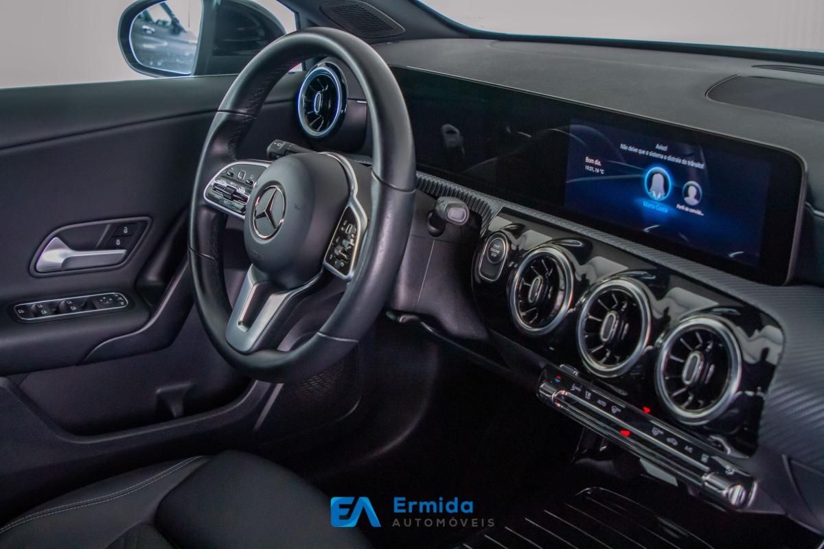 mercedes-benz-classe-a-2022-hibrido-a-gasolina-1332cc