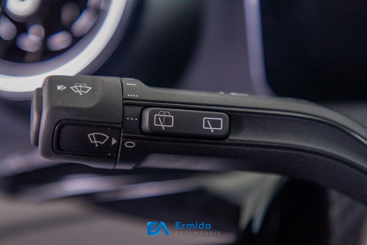 mercedes-benz-classe-a-2022-hibrido-a-gasolina-1332cc