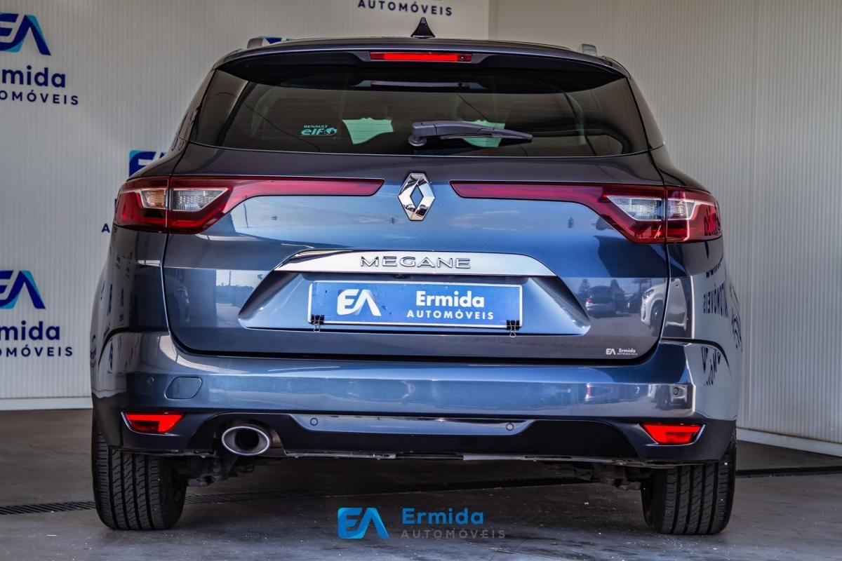 renault-megane-sport-tourer-2017-diesel-1461cc