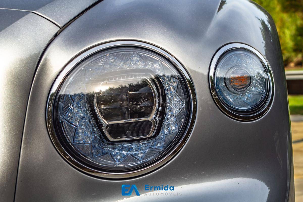 bentley-flying-spur-2022-hibrido-a-gasolina-2894cc