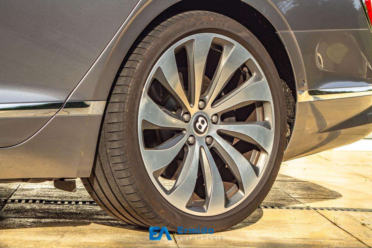 bentley-flying-spur-2022-hibrido-a-gasolina-2894cc