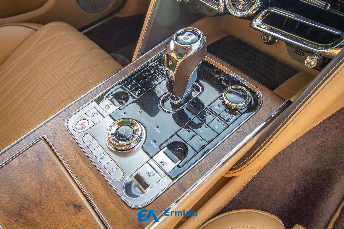 bentley-flying-spur-2022-hibrido-a-gasolina-2894cc