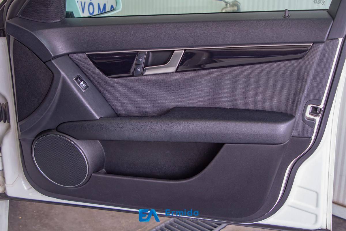 mercedes-benz-classe-c-2011-diesel-2143cc