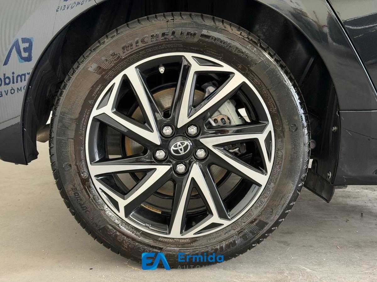 toyota-yaris-2023-hibrido-a-gasolina-1490cc