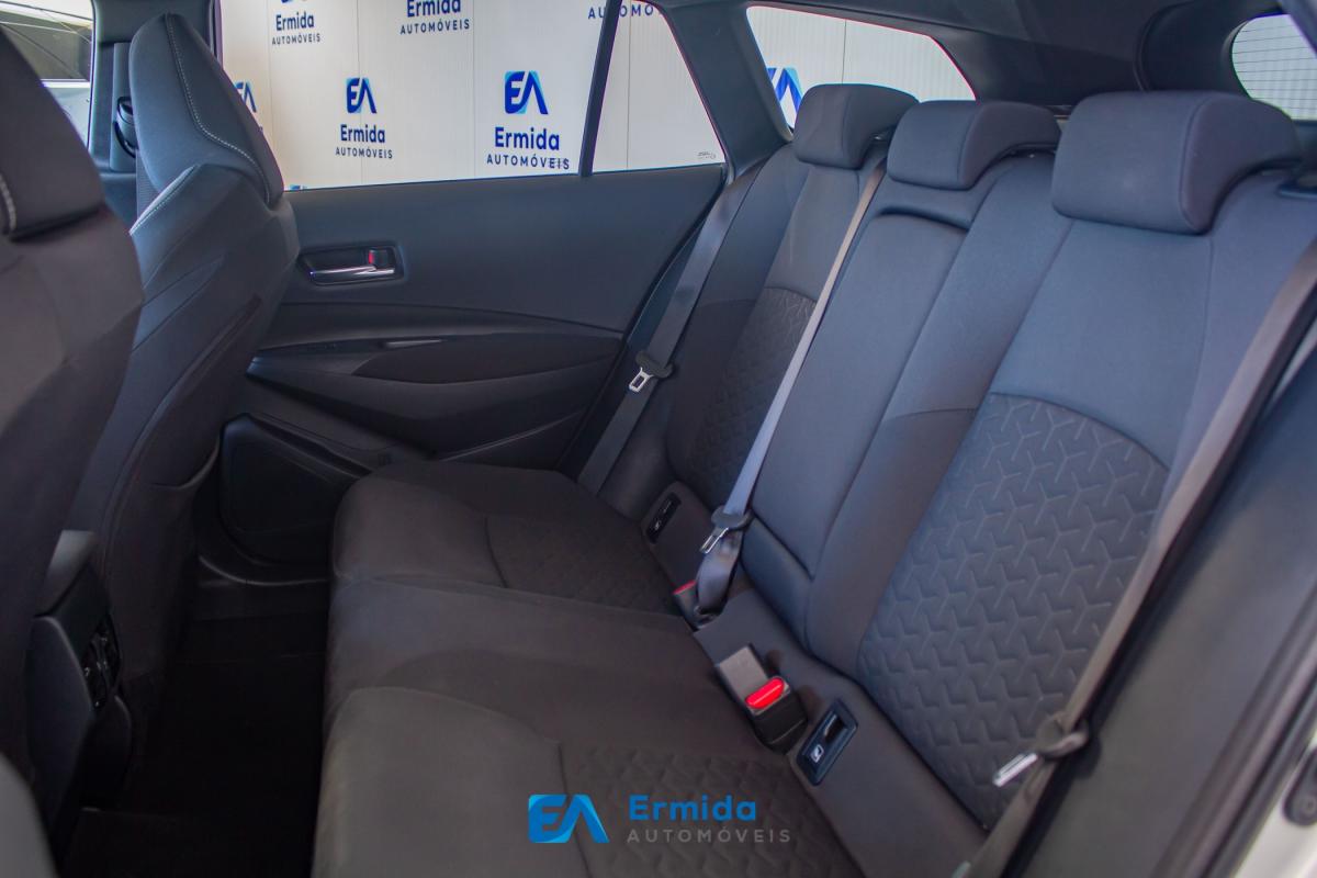 toyota-corolla-2022-hibrido-a-gasolina-1987cc