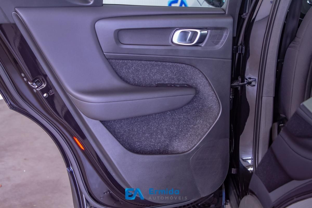 volvo-xc40-2021-hibrido-a-gasolina-1477cc