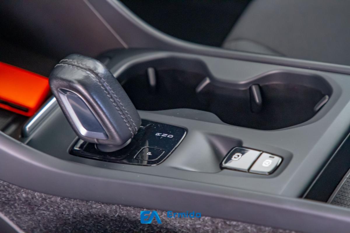 volvo-xc40-2021-hibrido-a-gasolina-1477cc