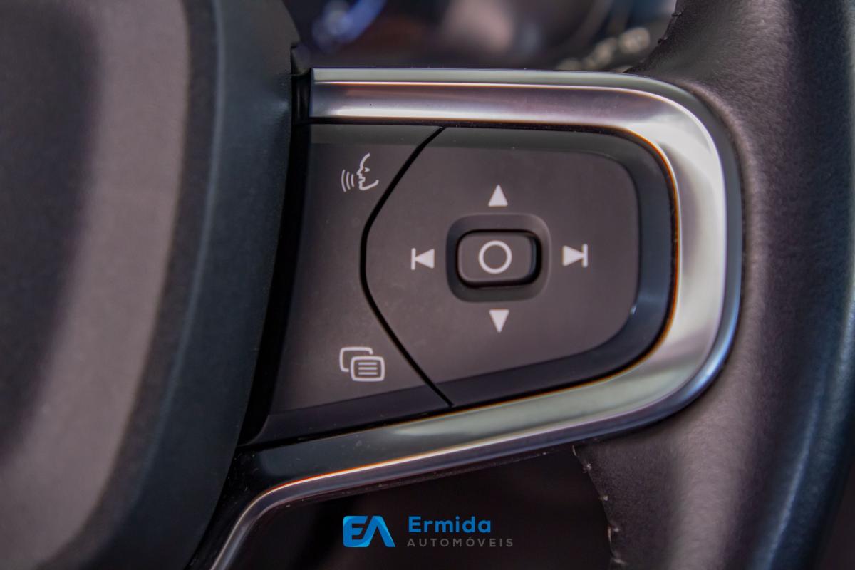 volvo-xc40-2021-hibrido-a-gasolina-1477cc