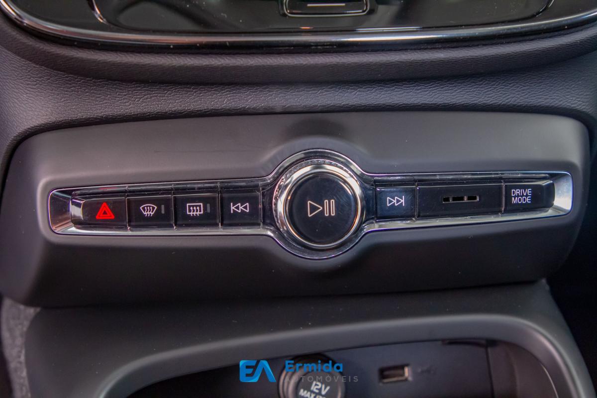 volvo-xc40-2021-hibrido-a-gasolina-1477cc