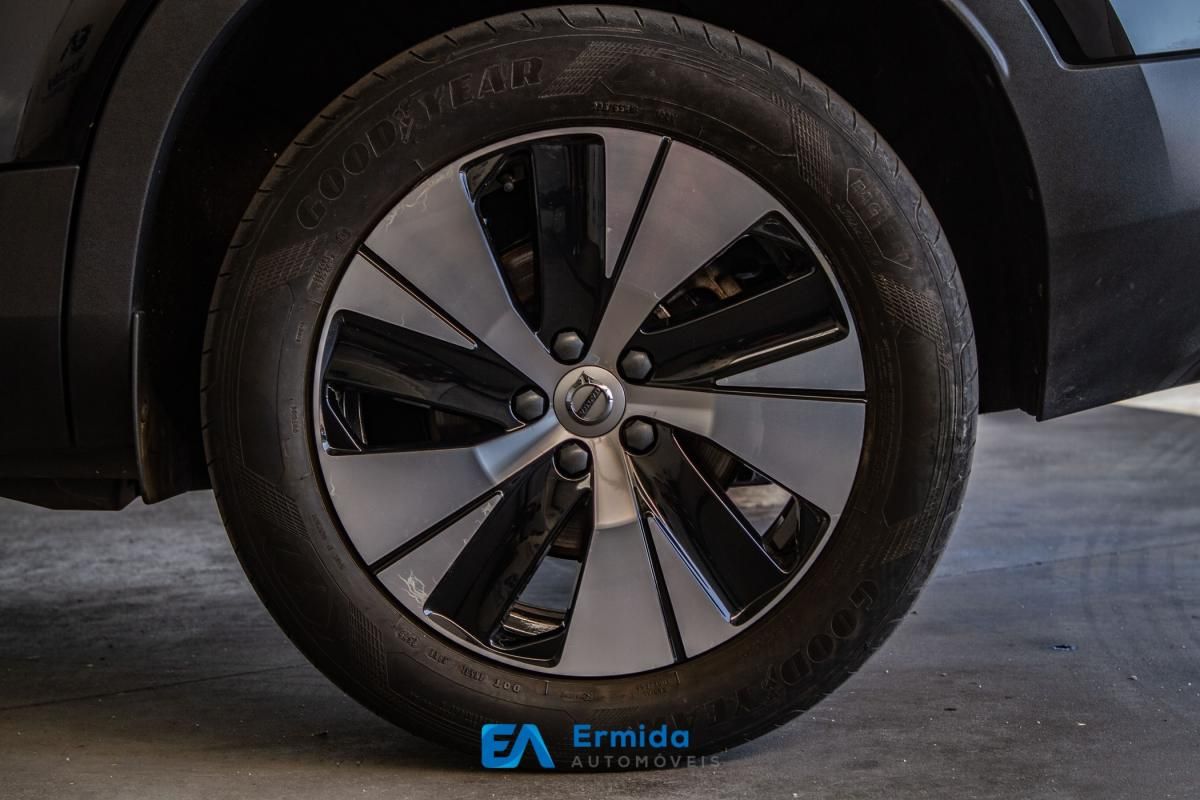 volvo-xc40-2021-hibrido-a-gasolina-1477cc