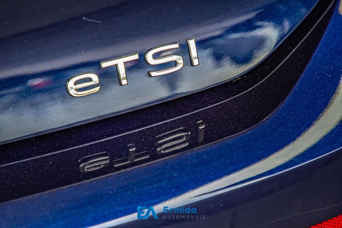 volkswagen-golf-2022-gasolina-999cc