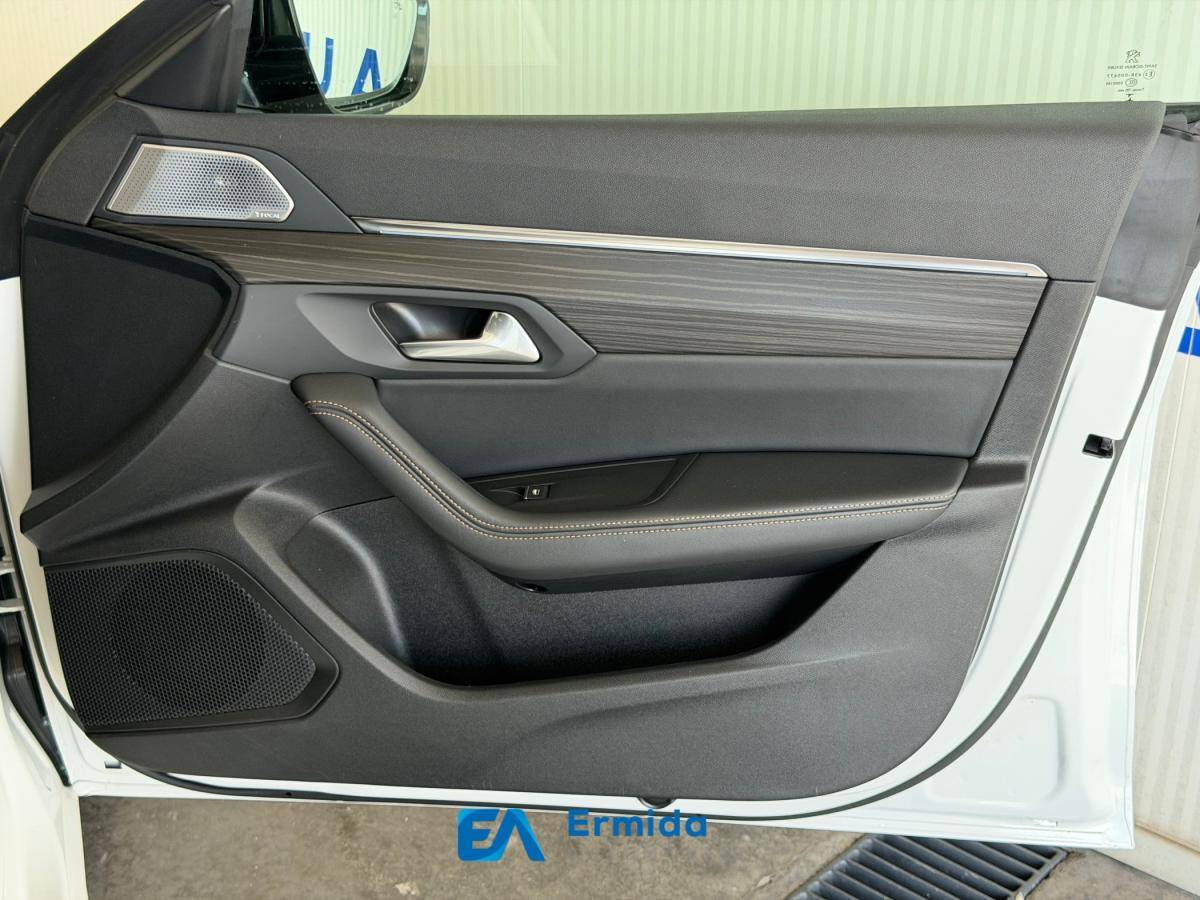 peugeot-508-2022-hibrido-a-gasolina-1598cc