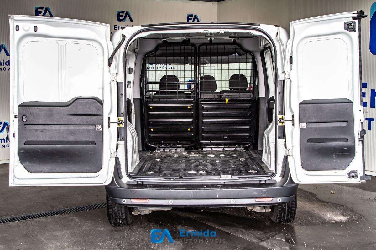 fiat-doblo-2022-diesel-1598cc