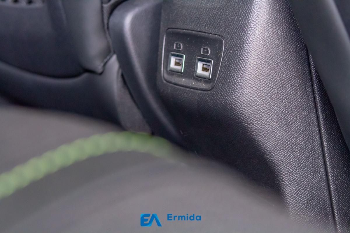 peugeot-208-2023-gasolina-1199cc
