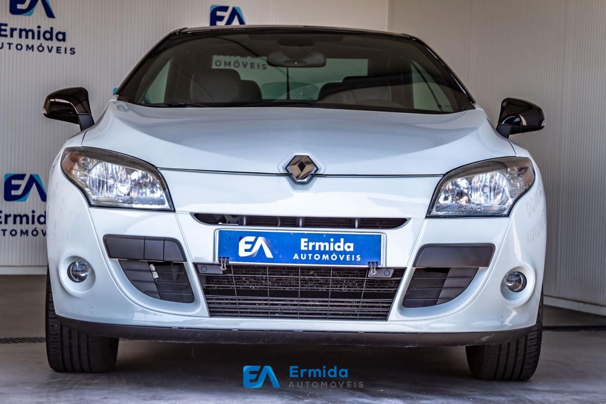 renault-megane-2011-diesel-1598cc