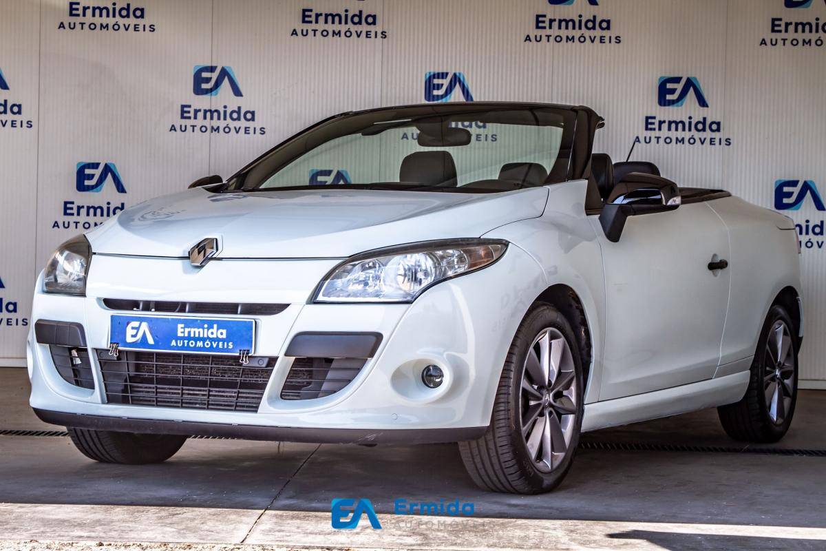 renault-megane-2011-diesel-1598cc