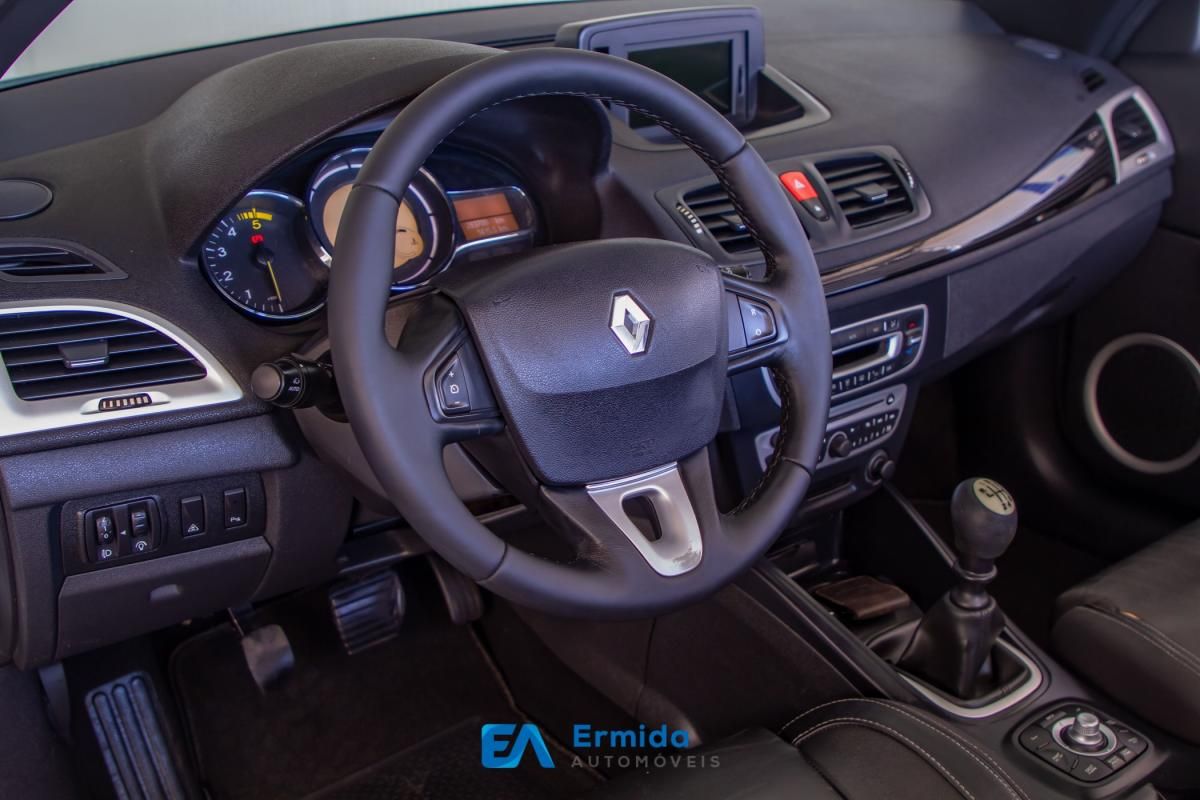 renault-megane-2011-diesel-1598cc