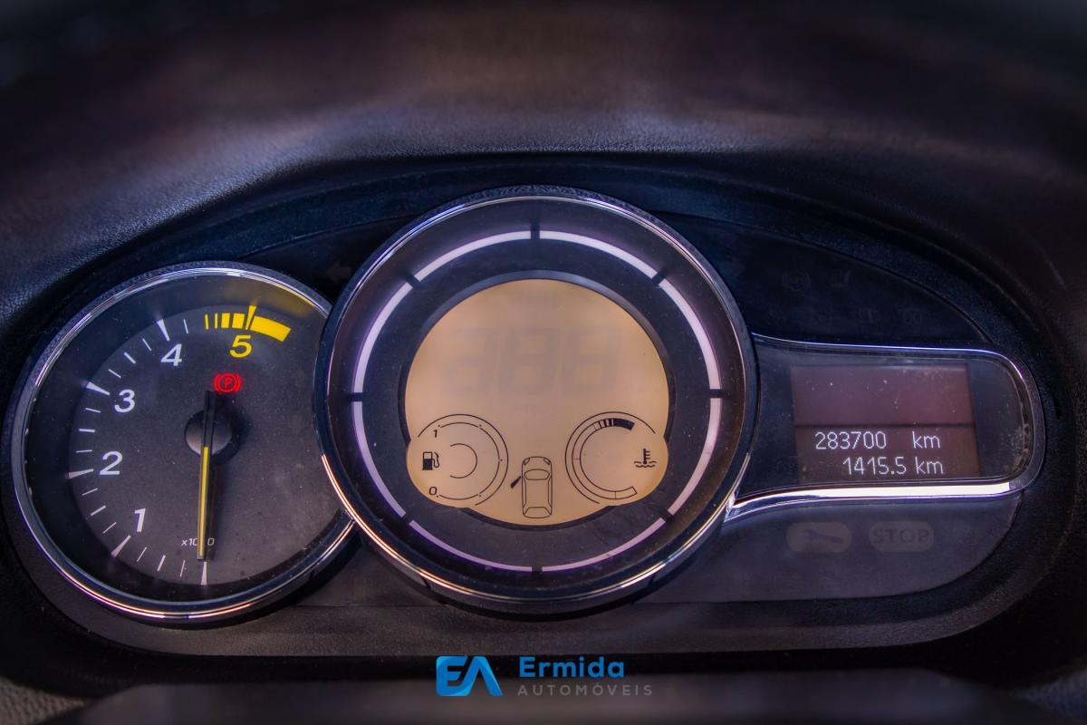 renault-megane-2011-diesel-1598cc