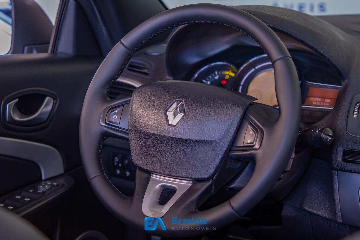 renault-megane-2011-diesel-1598cc
