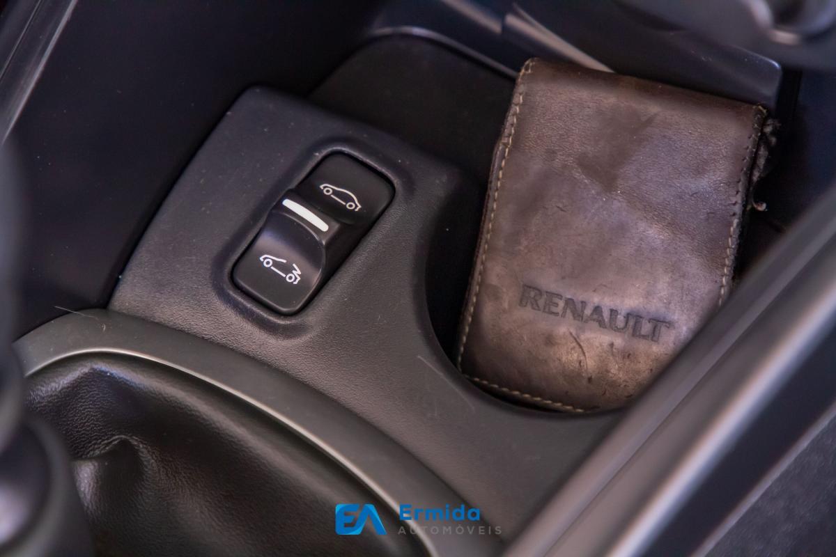 renault-megane-2011-diesel-1598cc