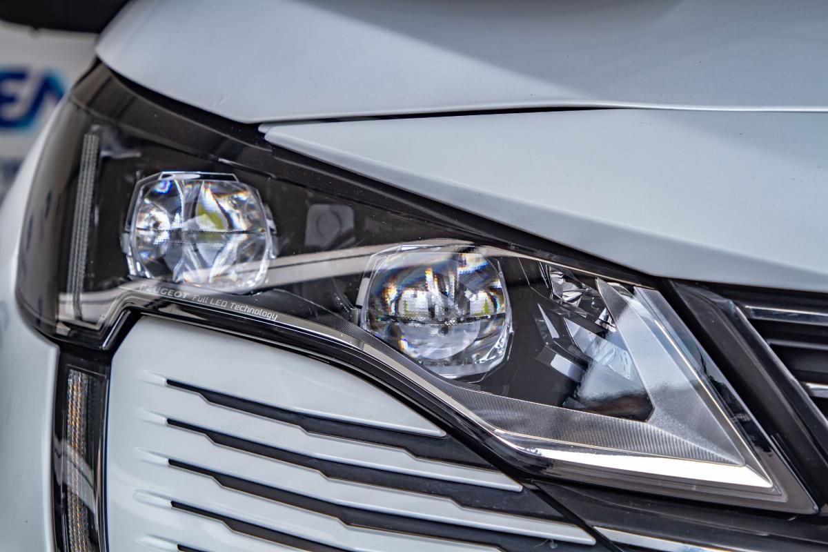 peugeot-3008-2021-diesel-1499cc