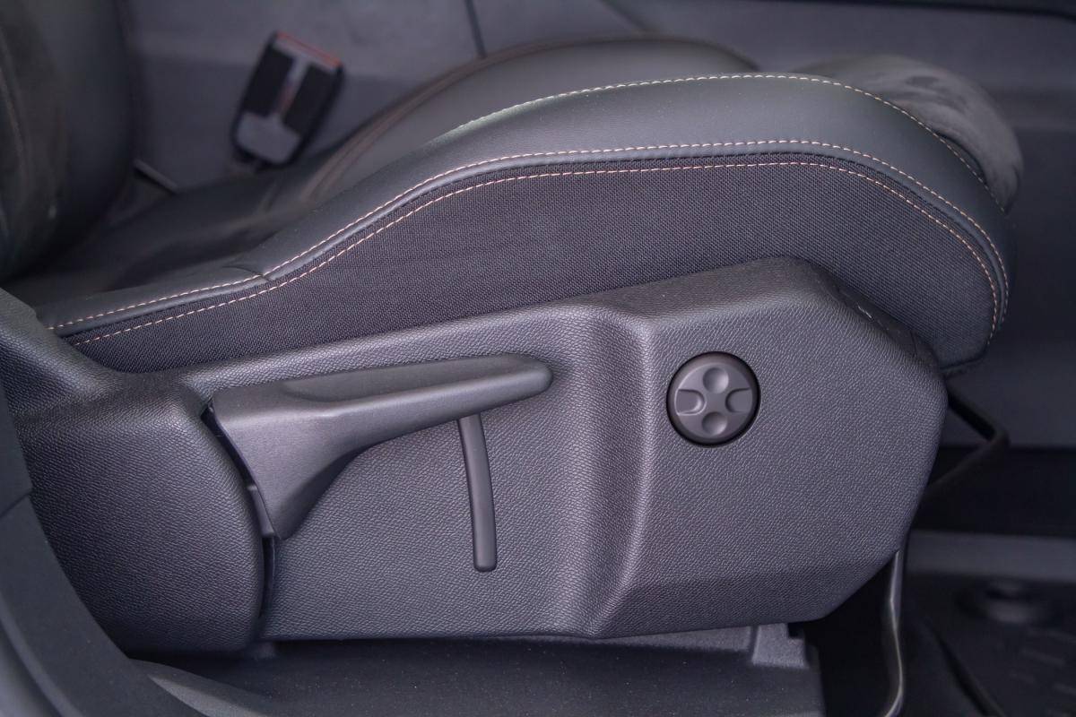 peugeot-3008-2021-diesel-1499cc