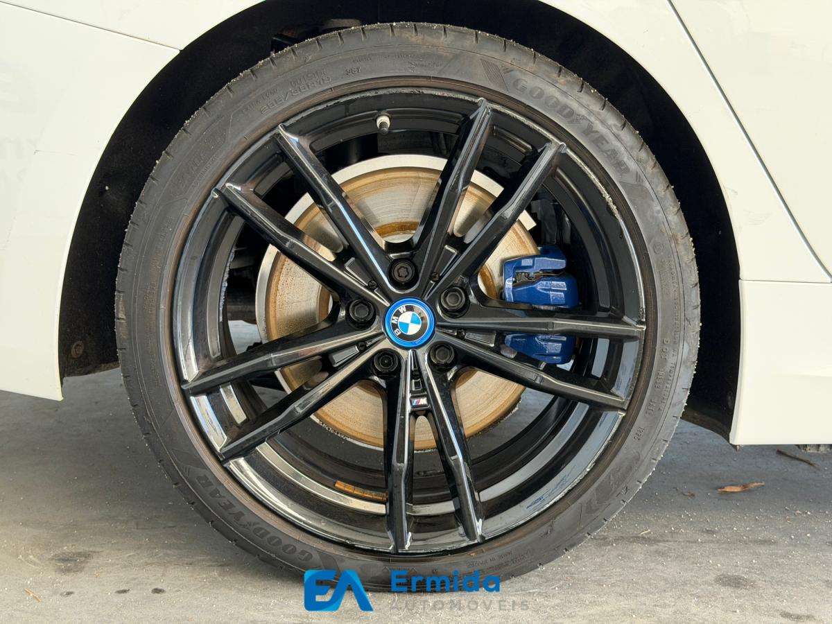 bmw-serie-3-2023-hibrido-a-gasolina-1998cc