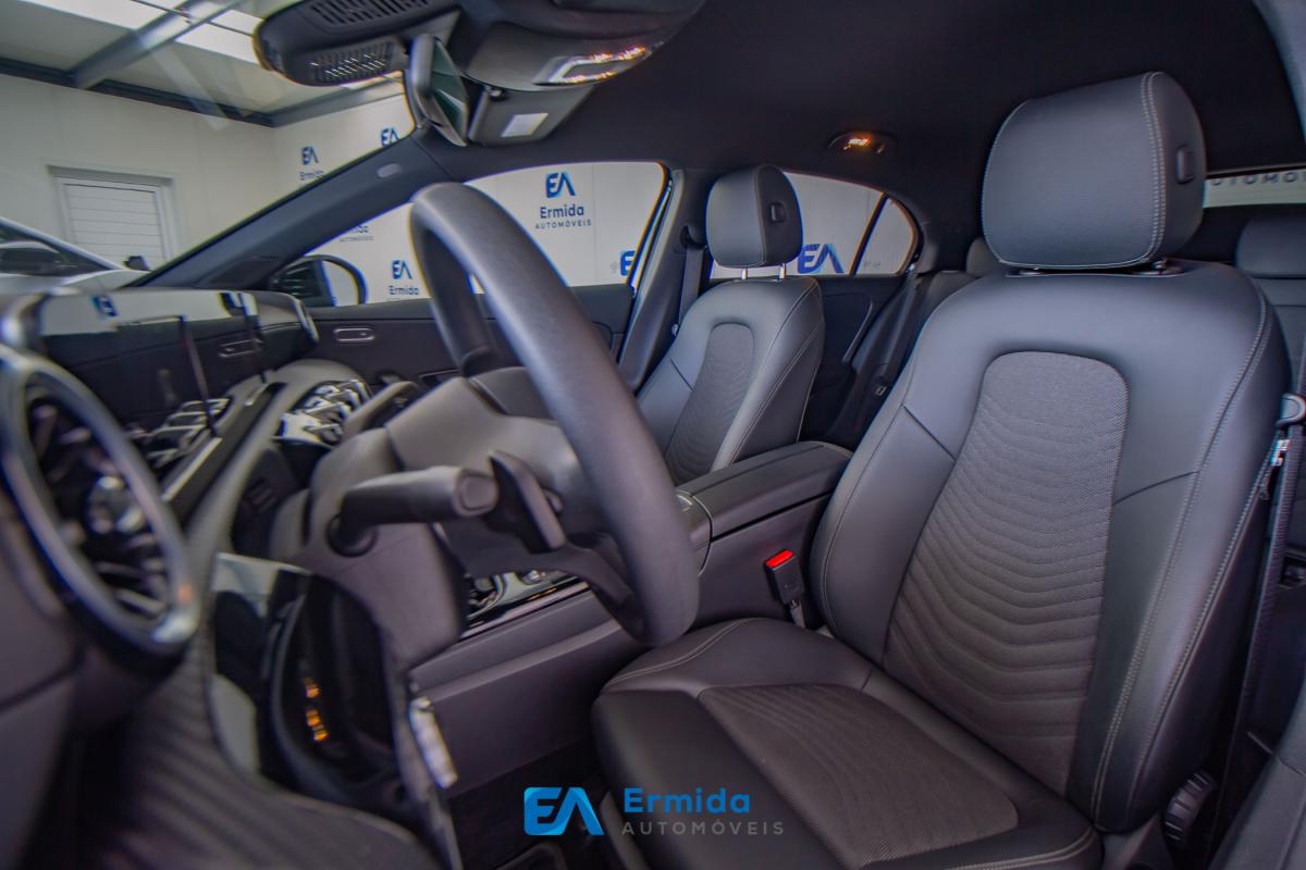 mercedes-benz-classe-a-2022-hibrido-a-gasolina-1332cc