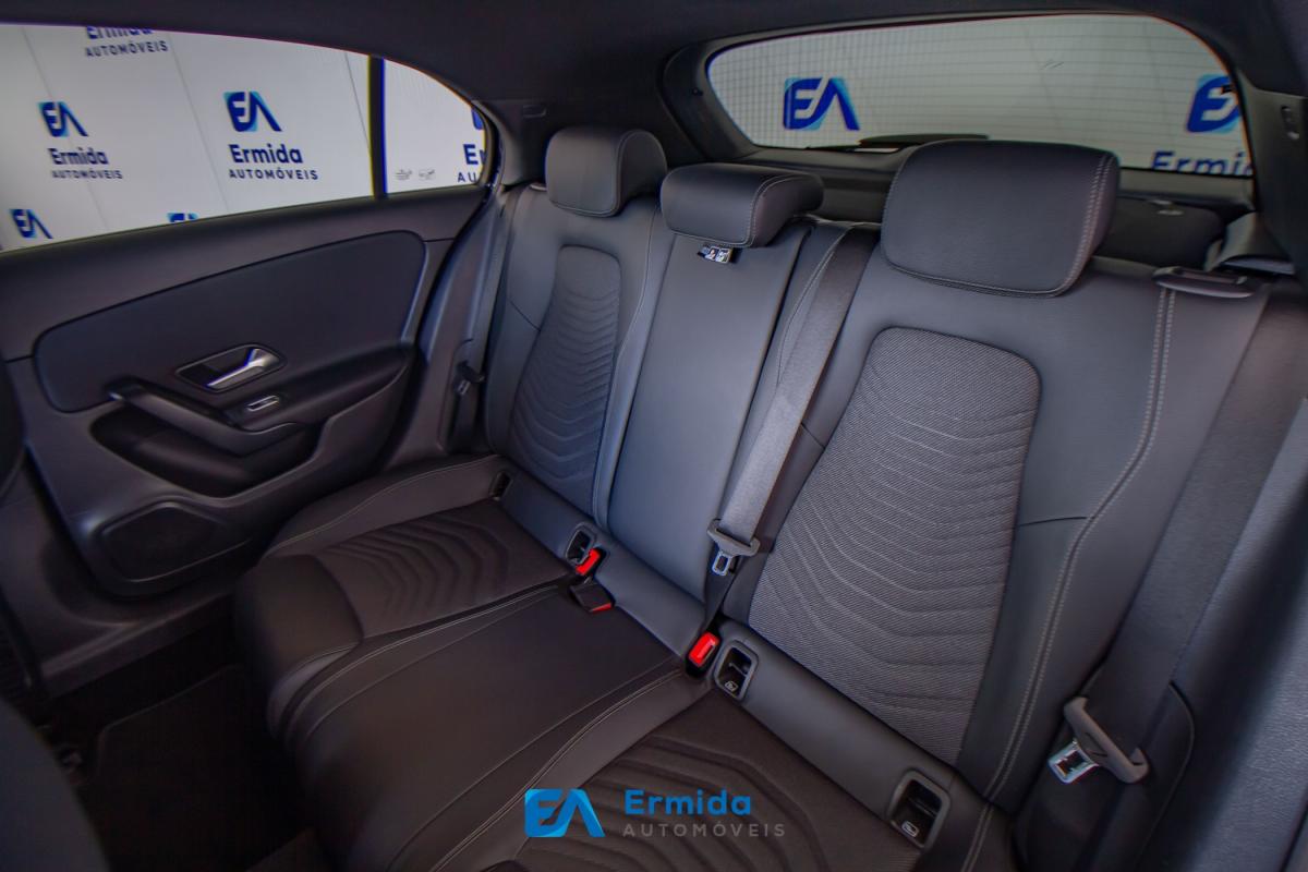 mercedes-benz-classe-a-2022-hibrido-a-gasolina-1332cc