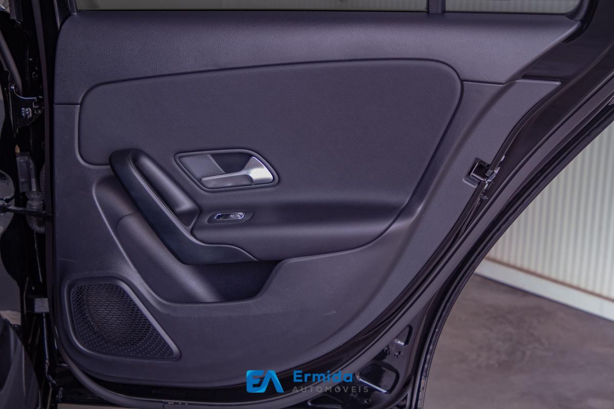 mercedes-benz-classe-a-2022-hibrido-a-gasolina-1332cc