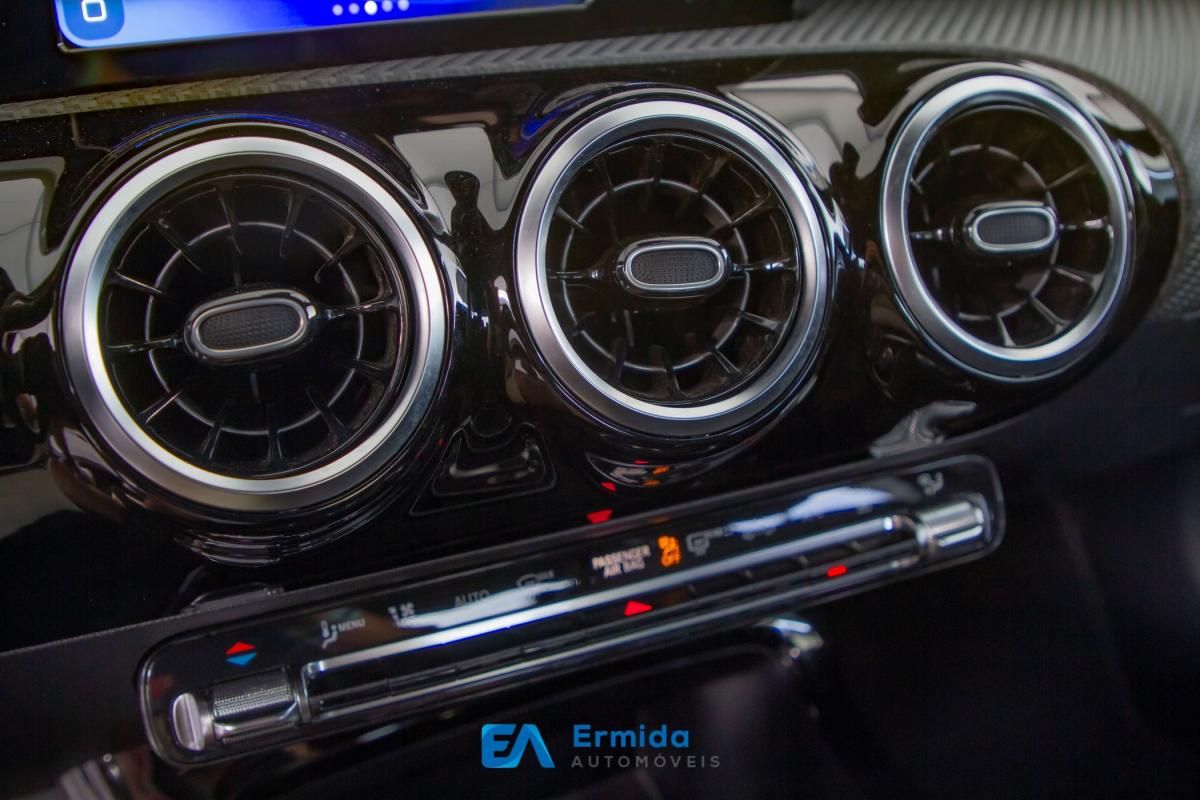 mercedes-benz-classe-a-2022-hibrido-a-gasolina-1332cc