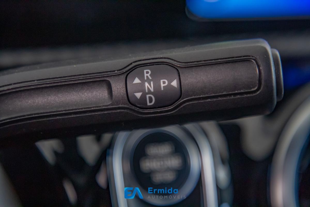 mercedes-benz-classe-a-2022-hibrido-a-gasolina-1332cc
