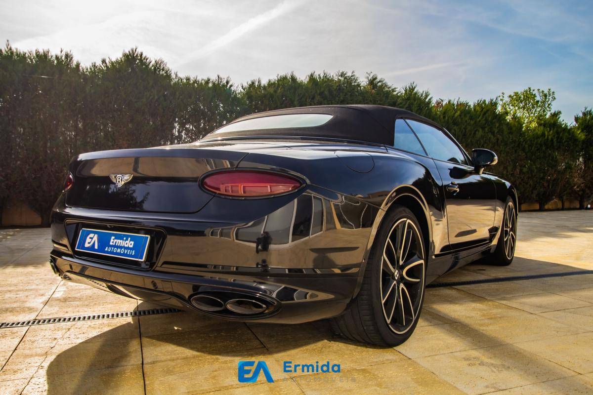 bentley-continental-2021-gasolina-3996cc
