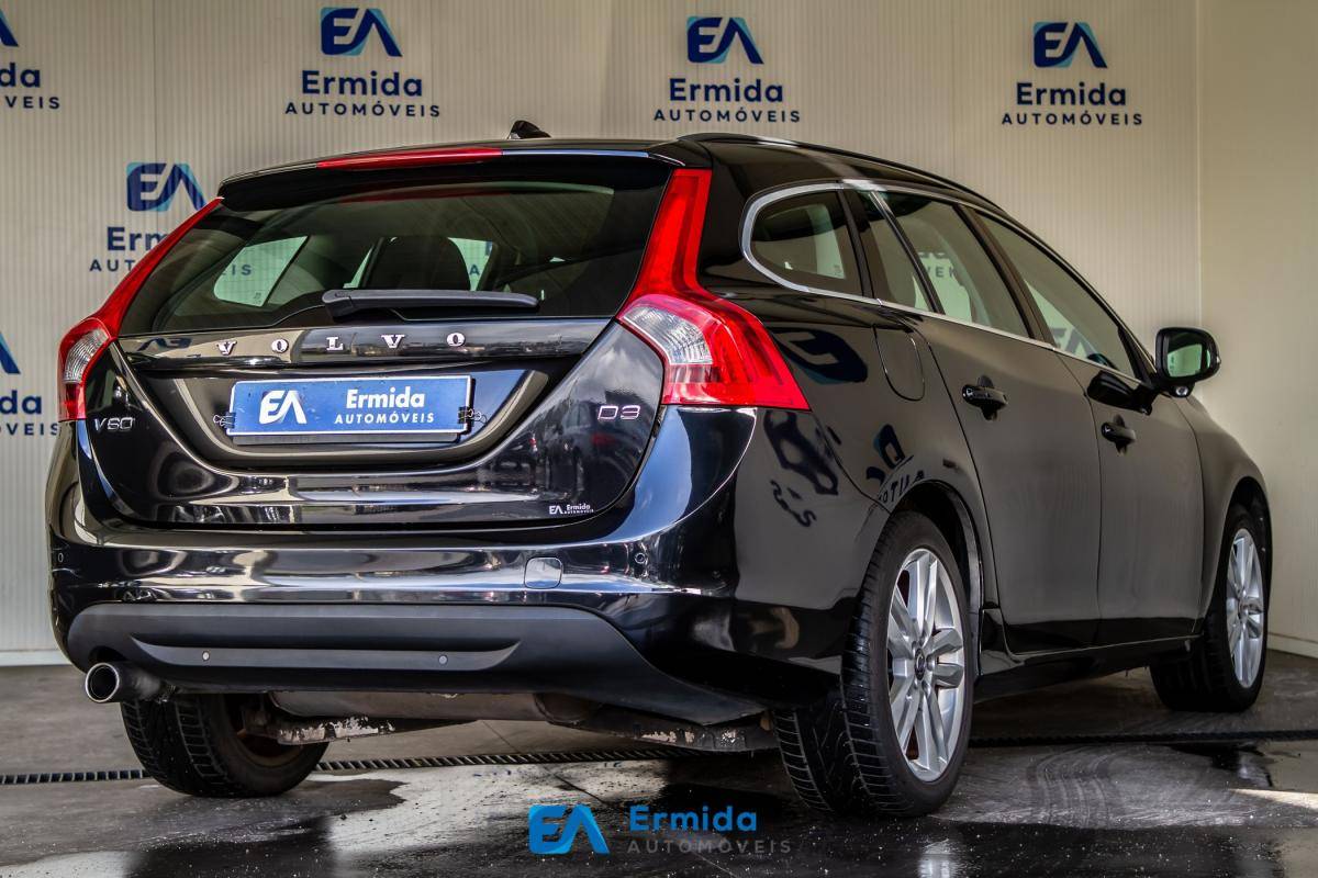 volvo-v60-2010-diesel-1984cc