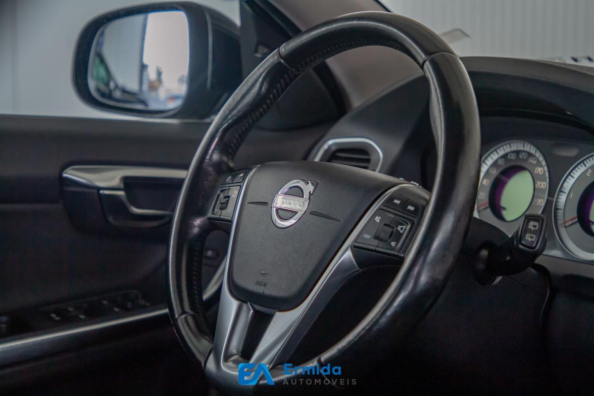 volvo-v60-2010-diesel-1984cc