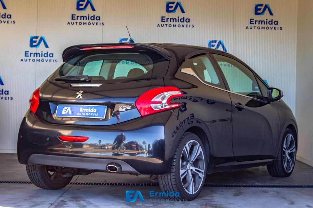 peugeot-208-2012-diesel-1560cc