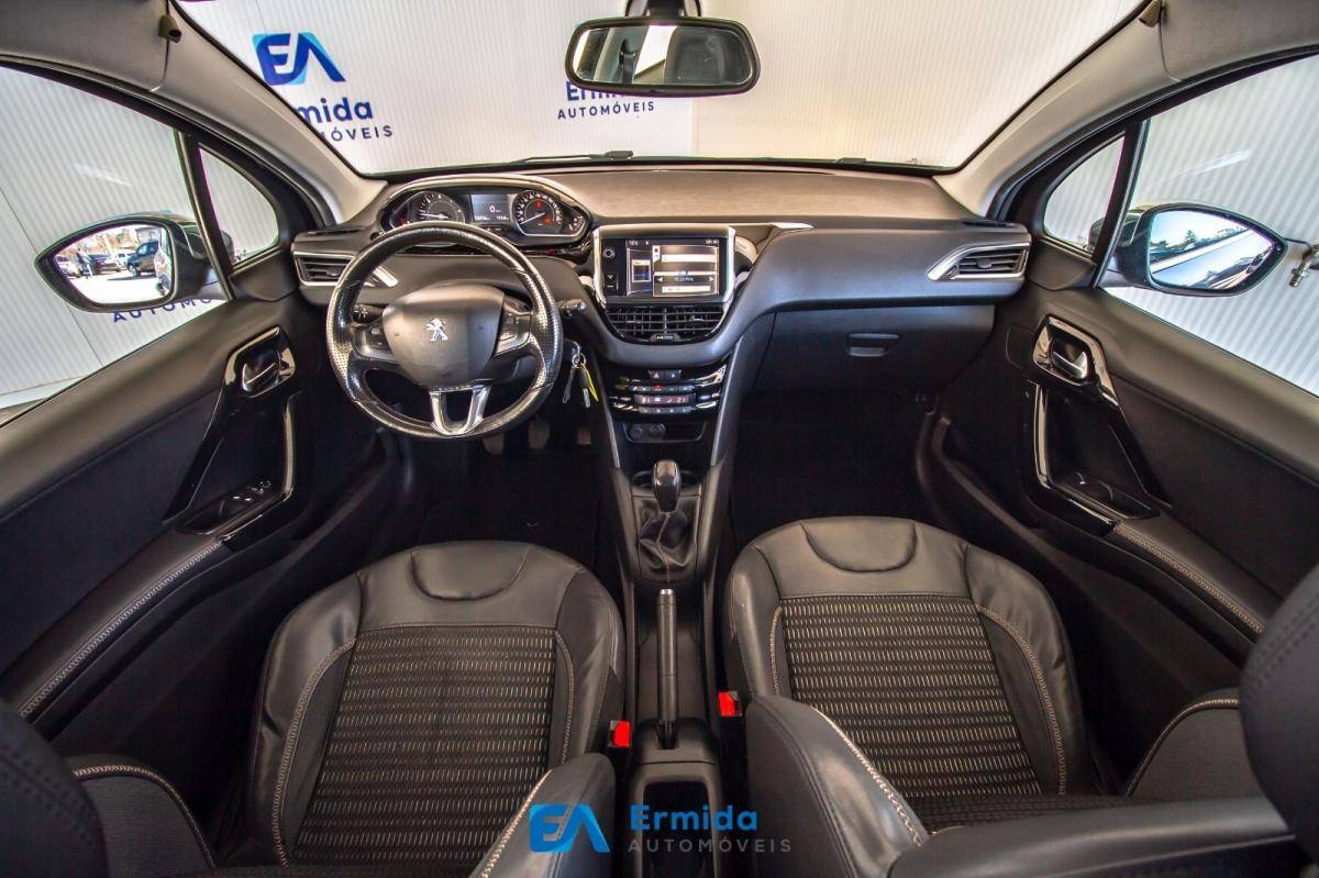peugeot-208-2012-diesel-1560cc