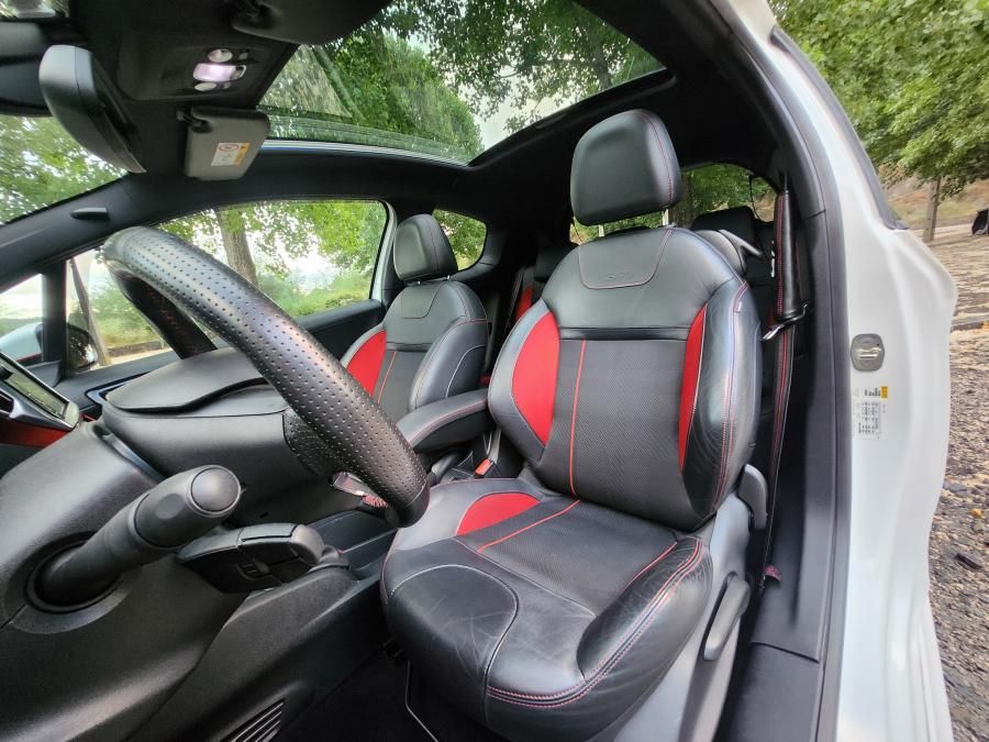 peugeot-208-2014-gasolina-1598cc