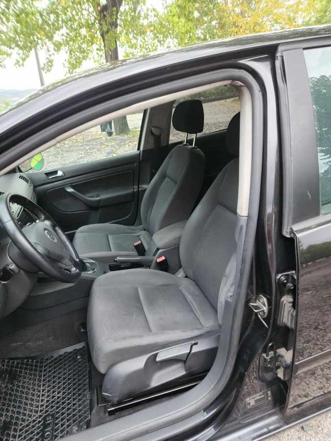 volkswagen-golf-2004-diesel-1896cc