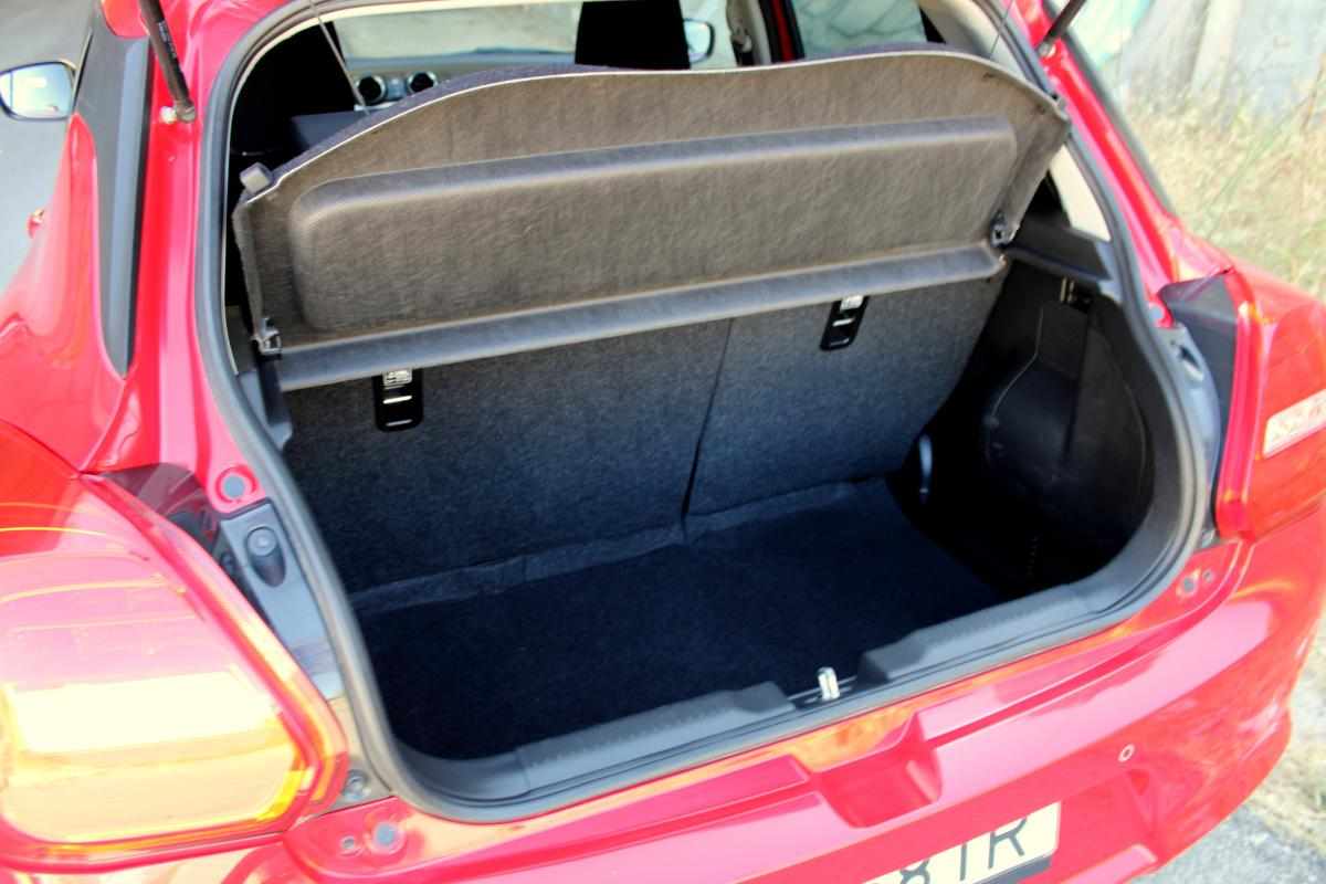 suzuki-swift-1-2-dualjetshvs-2023-gasolina-1197cc