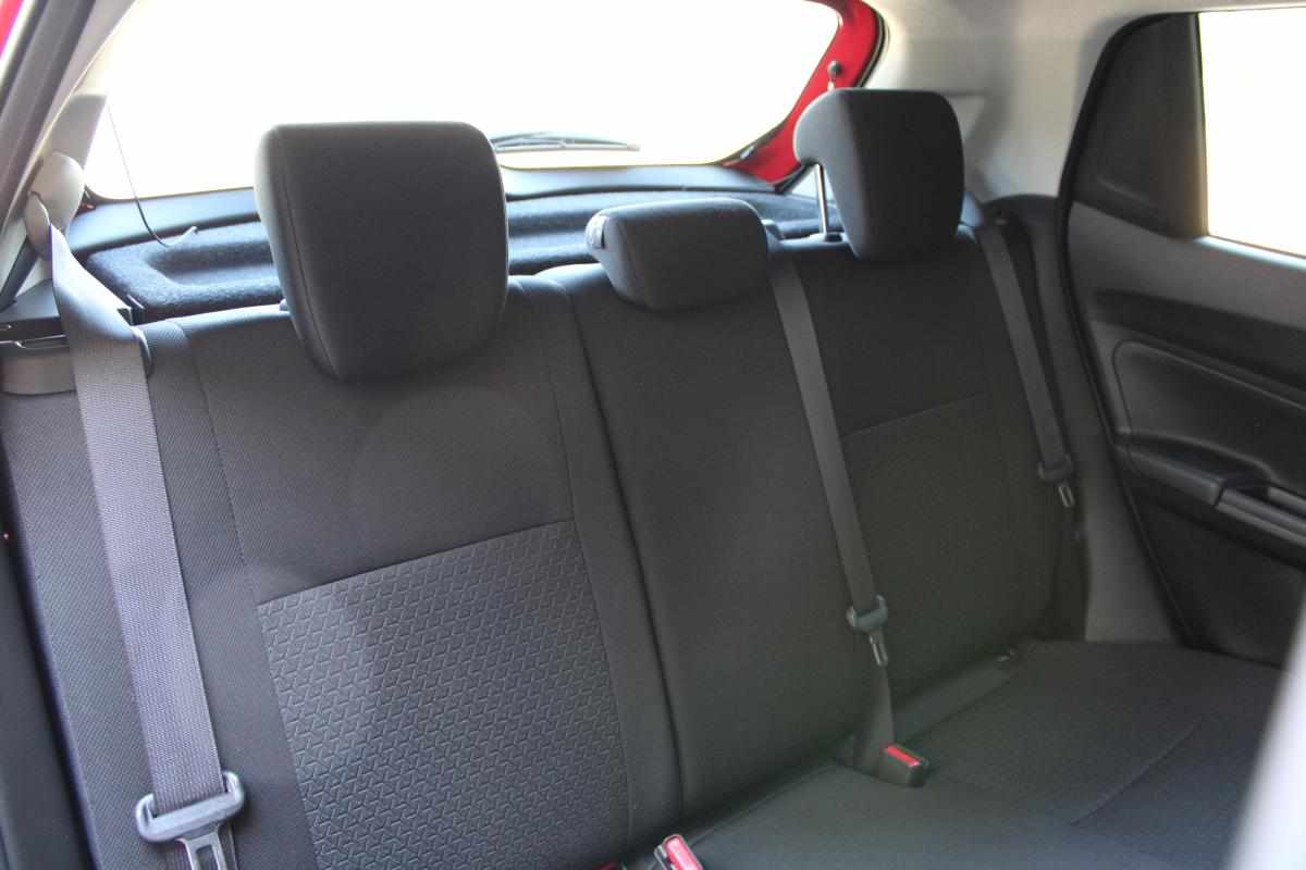 suzuki-swift-1-2-dualjetshvs-2023-gasolina-1197cc