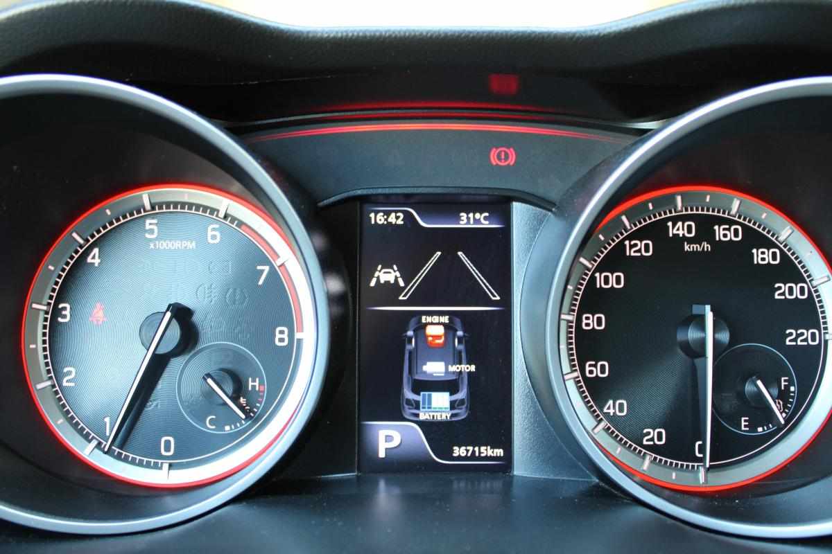 suzuki-swift-1-2-dualjetshvs-2023-gasolina-1197cc