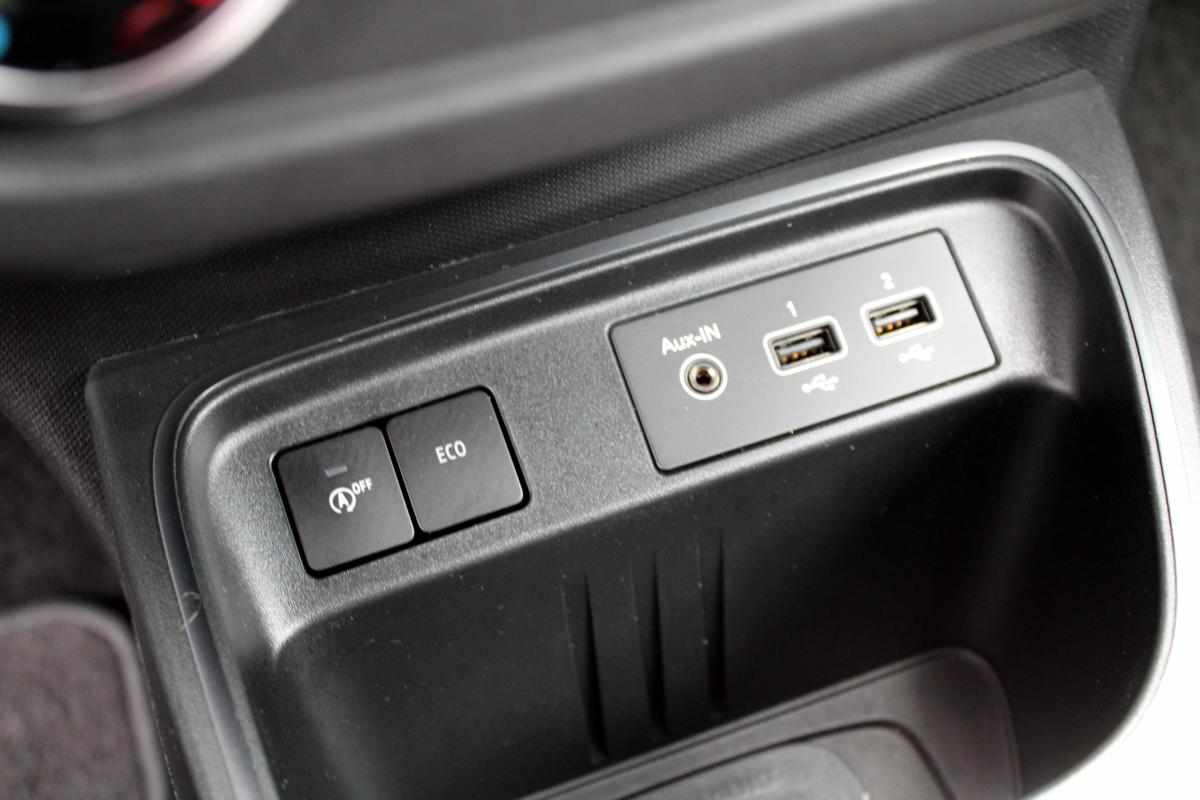 renault-twingo-0-9-tce-2020-gasolina-898cc