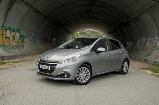 peugeot-208-1-5-bluehdi-2018-diesel-1499cc